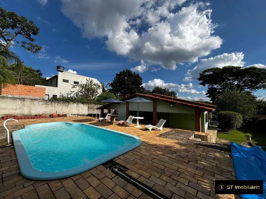 Foto 1 de Chácara com 3 quartos à venda, 1000m2 em Chácaras Fernão Dias, Atibaia - SP