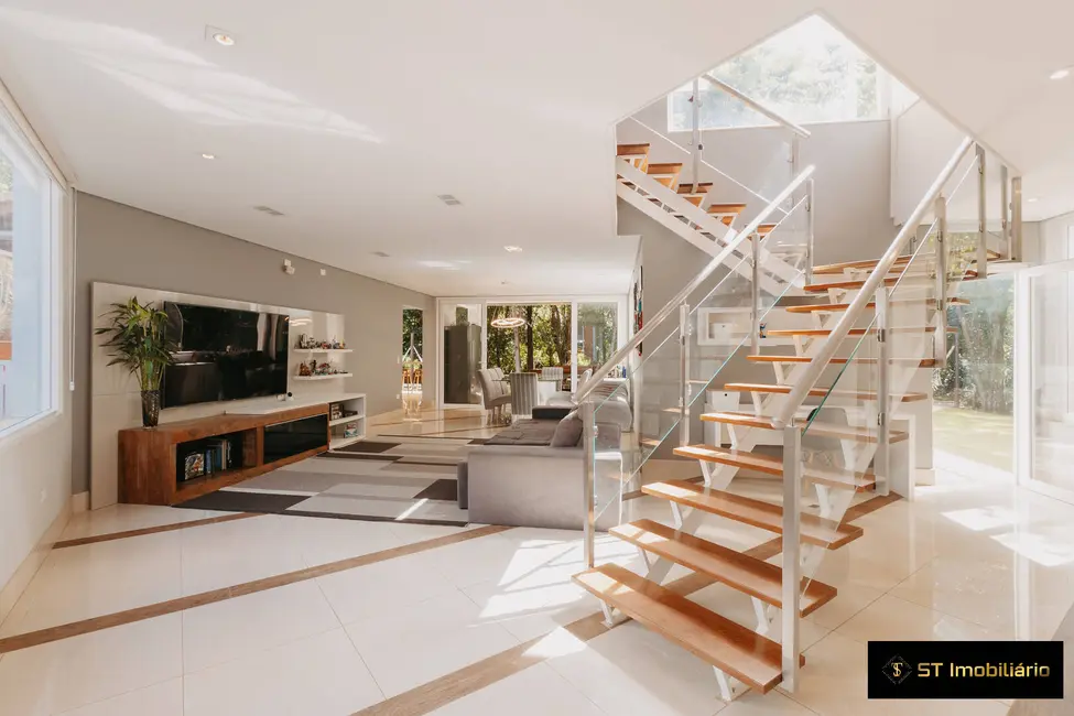 Foto 8 de Chácara com 5 quartos à venda, 636m2 em Atibaia - SP