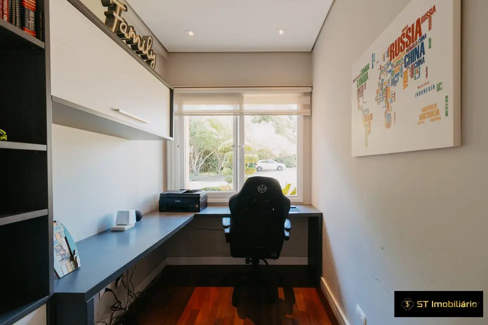 Foto 3 de Chácara com 5 quartos à venda, 636m2 em Atibaia - SP