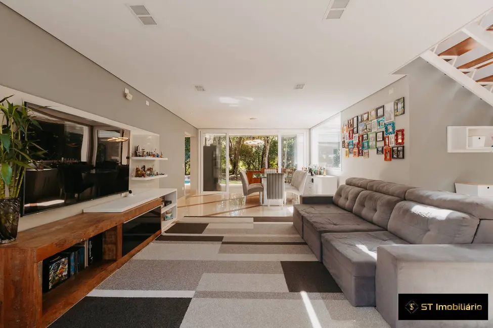 Foto 9 de Chácara com 5 quartos à venda, 636m2 em Atibaia - SP