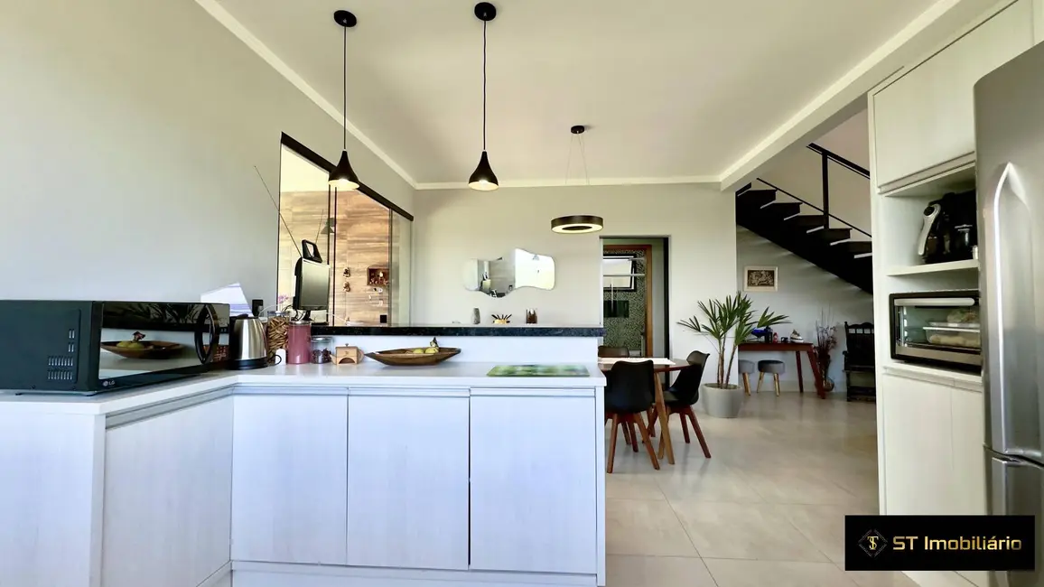 Foto 9 de Casa com 2 quartos à venda, 446m2 em Centro, Bom Jesus Dos Perdoes - SP