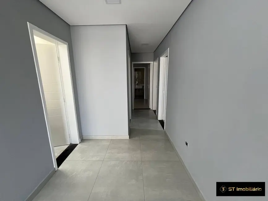 Foto 5 de Casa com 3 quartos à venda, 500m2 em Mairipora - SP