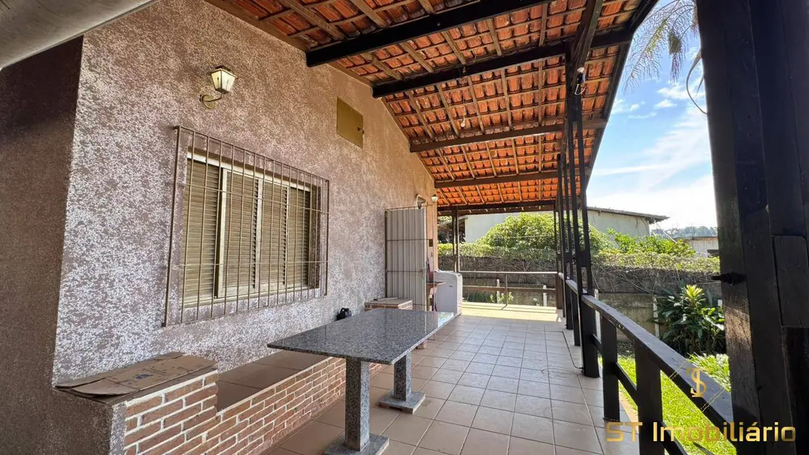 Foto 9 de Chácara com 2 quartos à venda, 1000m2 em Jardim Estância Brasil, Atibaia - SP