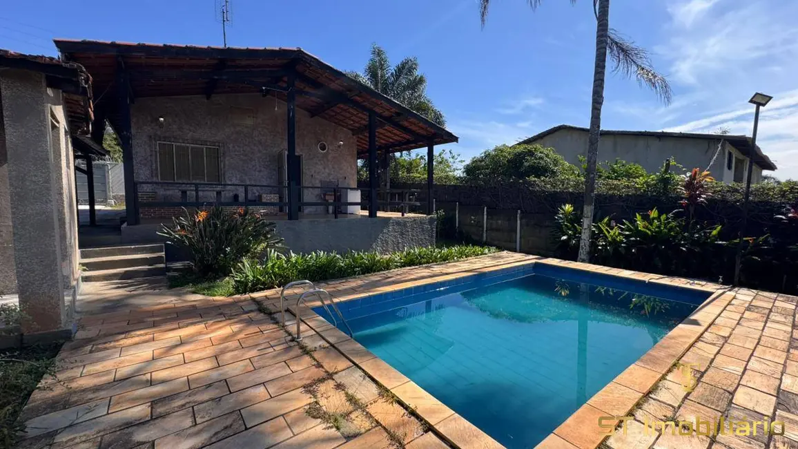 Foto 1 de Chácara com 2 quartos à venda, 1000m2 em Jardim Estância Brasil, Atibaia - SP