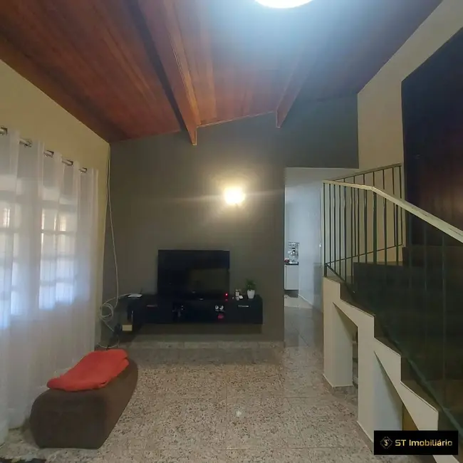 Foto 4 de Chácara com 2 quartos à venda, 2100m2 em Centro, Braganca Paulista - SP