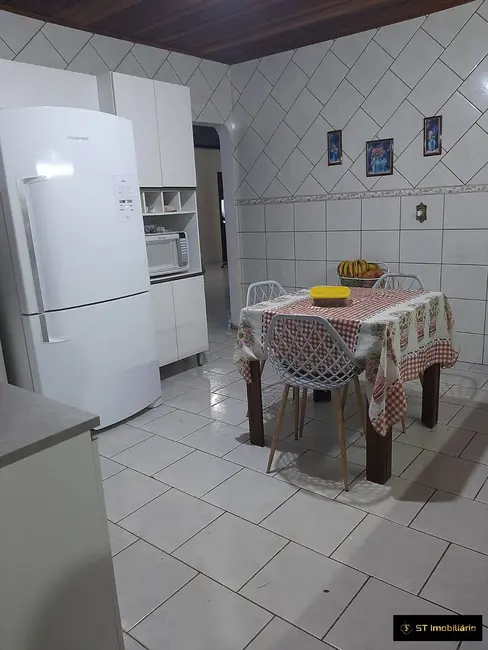 Chácara com 3 quartos à venda, 2180m2 em Centro, Braganca Paulista - SP - imagem 7 Foto 7 de Chácara com 3 quartos à venda, 2180m2 em Centro, Braganca Paulista - SP