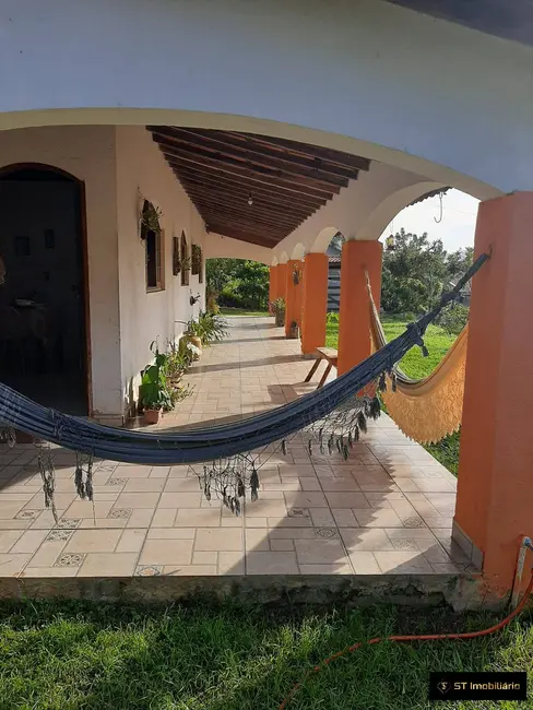 Chácara com 3 quartos à venda, 2180m2 em Centro, Braganca Paulista - SP - imagem 2 Foto 2 de Chácara com 3 quartos à venda, 2180m2 em Centro, Braganca Paulista - SP