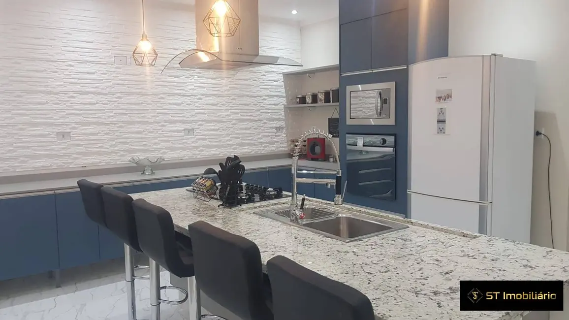 Foto 2 de Casa com 2 quartos à venda, 342m2 em Mairipora - SP