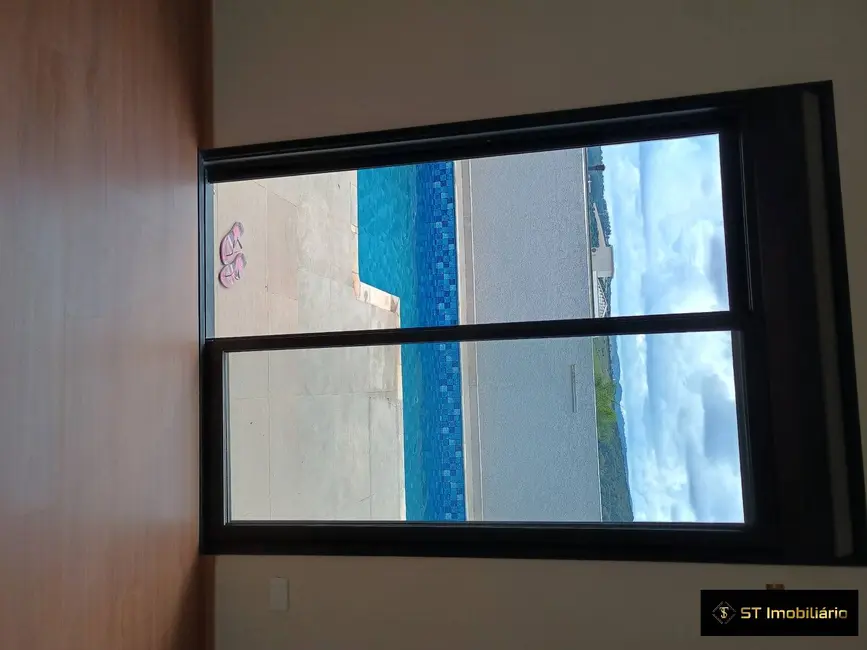 Foto 9 de Casa com 3 quartos à venda, 600m2 em Usina, Atibaia - SP