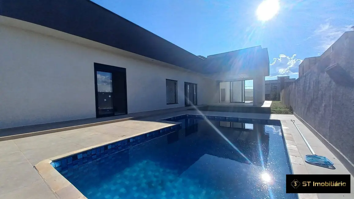 Foto 4 de Casa com 3 quartos à venda, 600m2 em Usina, Atibaia - SP