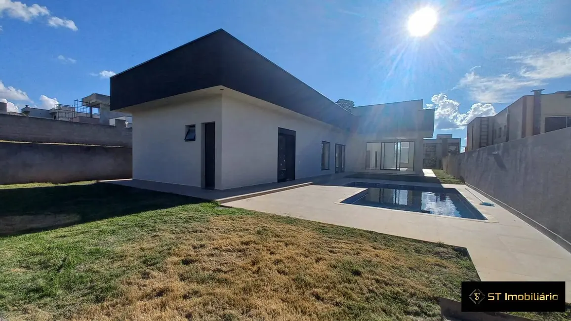 Foto 3 de Casa com 3 quartos à venda, 600m2 em Usina, Atibaia - SP