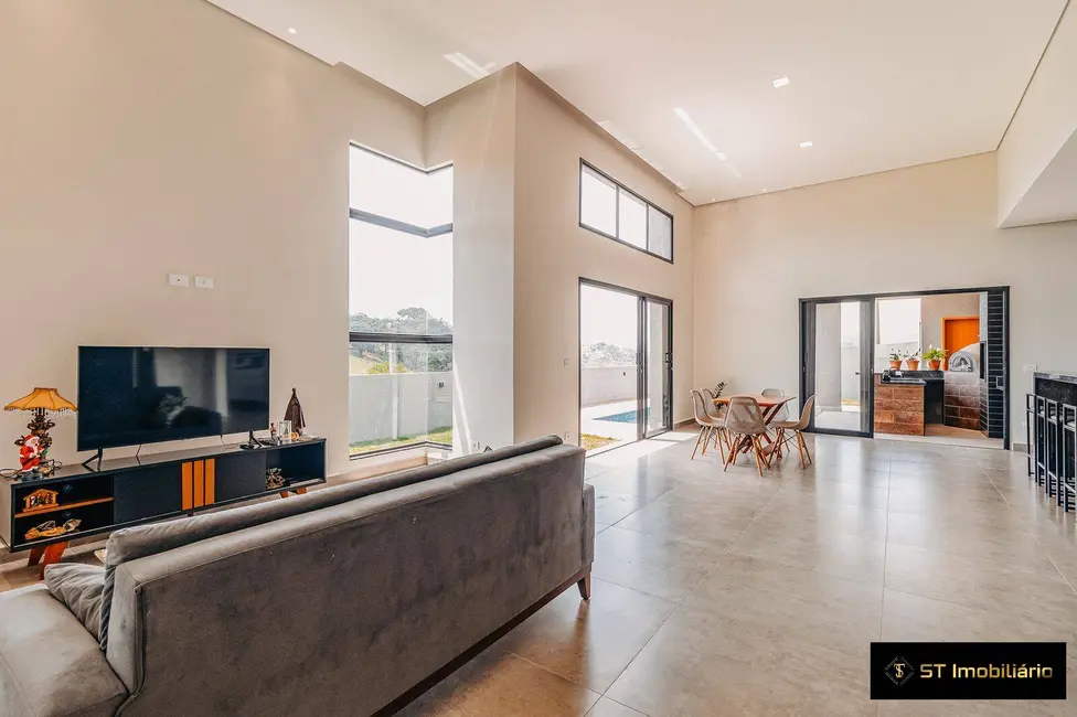 Foto 8 de Casa com 3 quartos à venda, 619m2 em Centro, Bom Jesus Dos Perdoes - SP