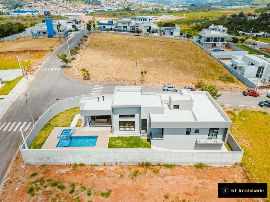 Foto 4 de Casa com 3 quartos à venda, 619m2 em Centro, Bom Jesus Dos Perdoes - SP