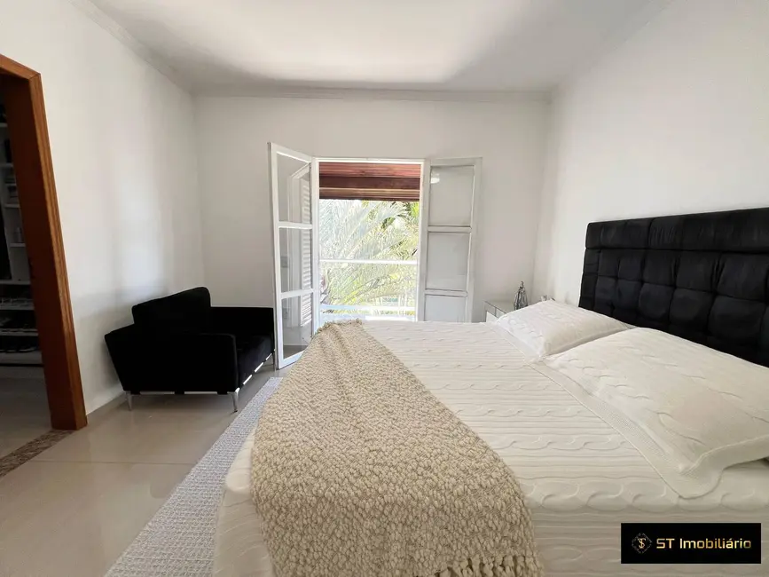 Foto 8 de Casa com 3 quartos à venda, 1119m2 em Bom Jesus Dos Perdoes - SP