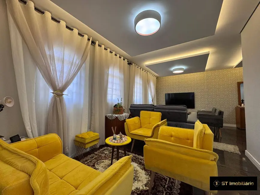 Foto 9 de Casa com 4 quartos à venda, 300m2 em Mairipora - SP