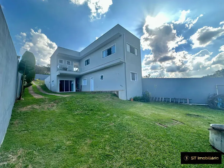 Chácara com 3 quartos à venda, 600m2 em Jarinu - SP - imagem 5 Foto 5 de Chácara com 3 quartos à venda, 600m2 em Jarinu - SP