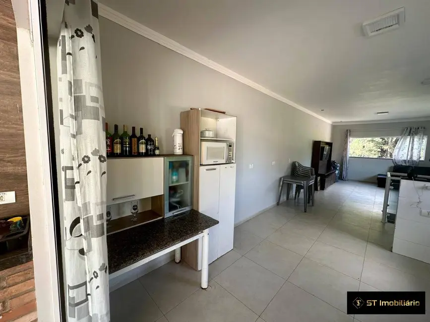 Chácara com 3 quartos à venda, 600m2 em Jarinu - SP - imagem 6 Foto 6 de Chácara com 3 quartos à venda, 600m2 em Jarinu - SP