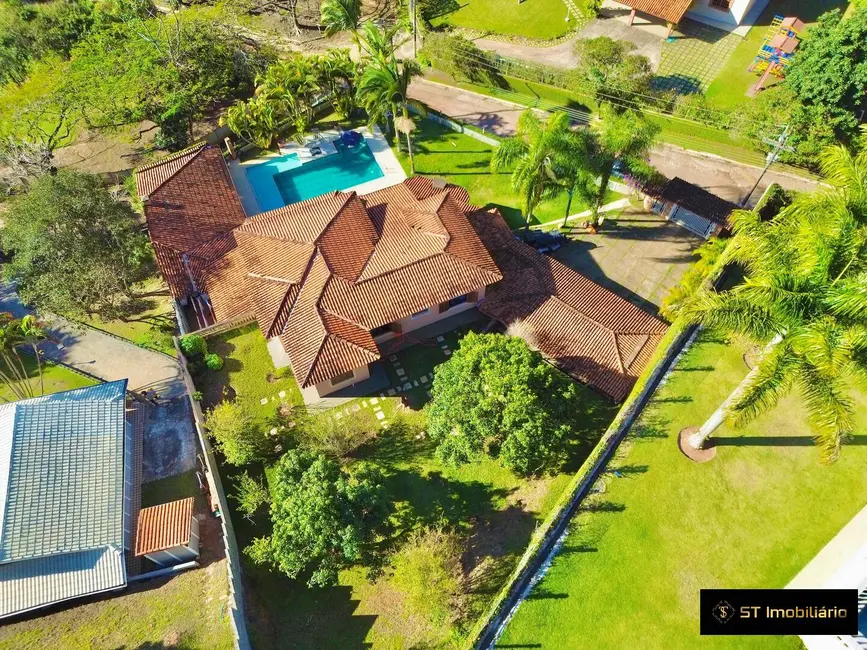 Foto 2 de Chácara com 4 quartos à venda, 1330m2 em Piracaia - SP