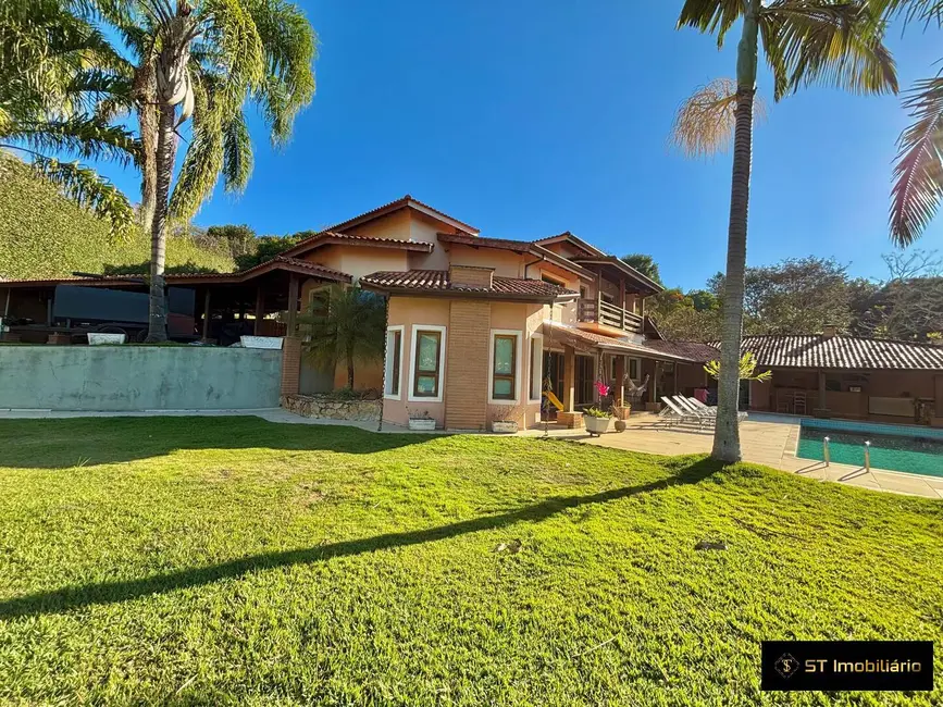 Foto 4 de Chácara com 4 quartos à venda, 1330m2 em Piracaia - SP