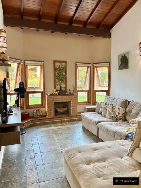 Foto 8 de Chácara com 4 quartos à venda, 1330m2 em Piracaia - SP