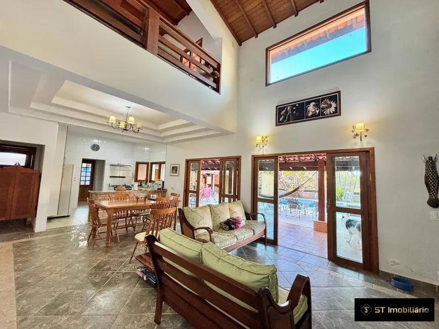 Foto 6 de Chácara com 4 quartos à venda, 1330m2 em Piracaia - SP