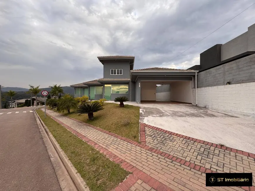 Foto 2 de Casa de Condomínio com 4 quartos para alugar, 600m2 em Mairipora - SP