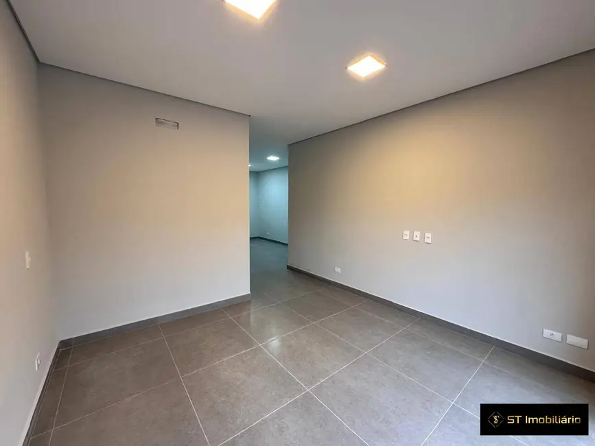 Foto 4 de Casa com 3 quartos para alugar, 750m2 em Mairipora - SP