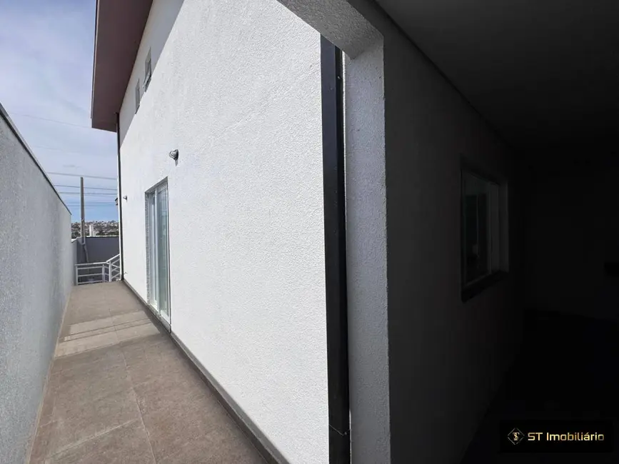 Foto 4 de Sobrado com 3 quartos à venda, 150m2 em Mairipora - SP