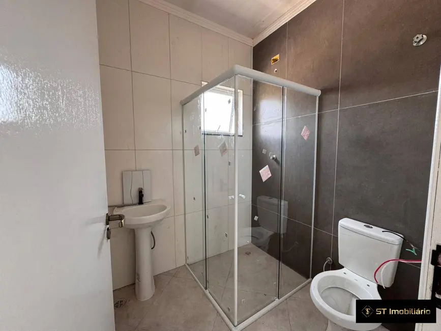 Foto 2 de Sobrado com 3 quartos à venda, 150m2 em Mairipora - SP