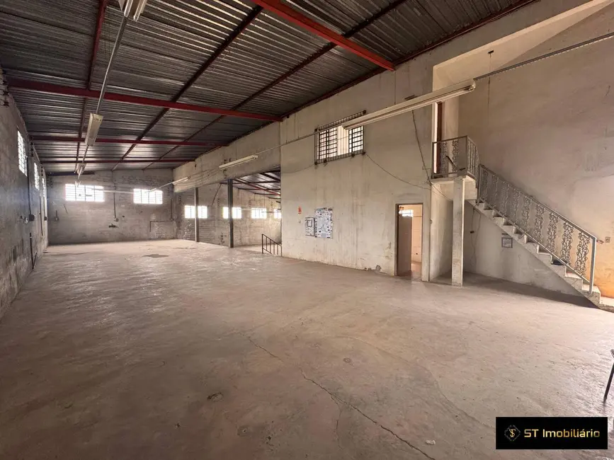 Foto 3 de Armazém / Galpão à venda e para alugar, 905m2 em Mairipora - SP