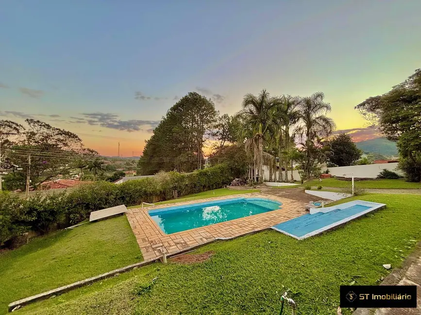 Foto 3 de Chácara com 4 quartos à venda, 1990m2 em Chácaras Fernão Dias, Atibaia - SP