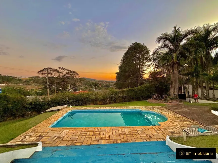 Foto 4 de Chácara com 4 quartos à venda, 1990m2 em Chácaras Fernão Dias, Atibaia - SP