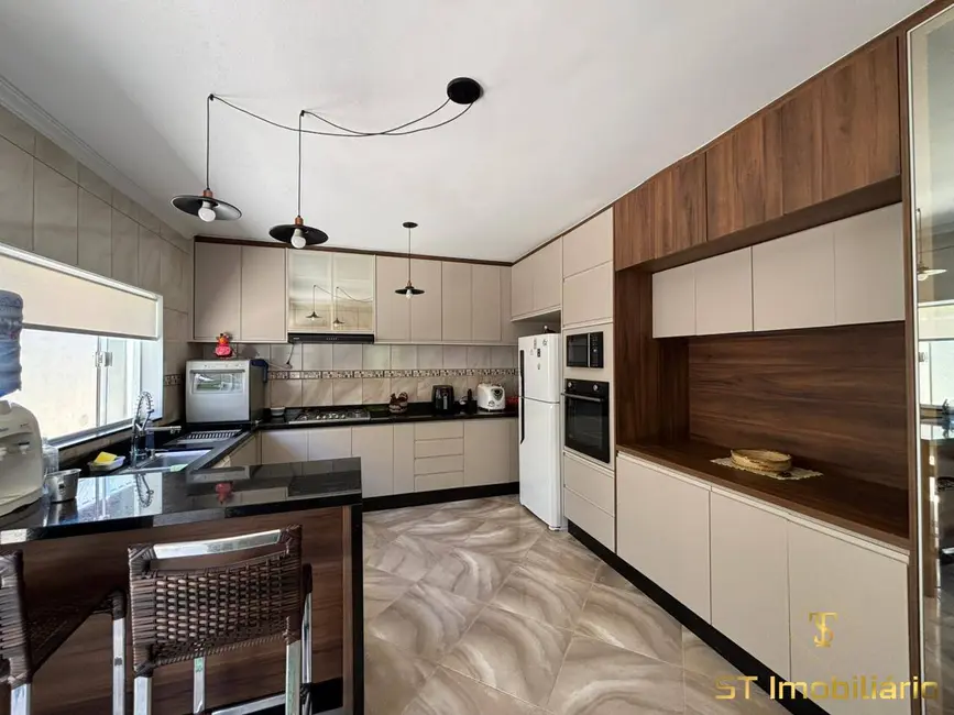 Foto 8 de Chácara com 4 quartos à venda, 1521m2 em Loteamento Village de Atibaia, Atibaia - SP