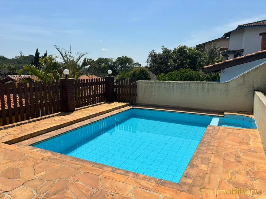 Casa com 4 quartos para alugar, 1700m2 em Condomínio Portal dos Nobres, Atibaia - SP - imagem 6 Foto 6 de Casa com 4 quartos para alugar, 1700m2 em Condomínio Portal dos Nobres, Atibaia - SP