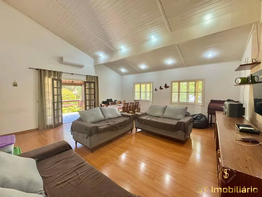 Casa com 4 quartos para alugar, 1700m2 em Condomínio Portal dos Nobres, Atibaia - SP - imagem 9 Foto 9 de Casa com 4 quartos para alugar, 1700m2 em Condomínio Portal dos Nobres, Atibaia - SP