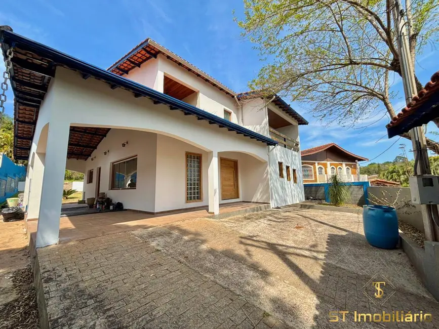 Chácara com 3 quartos à venda, 1000m2 em Condominio Estância dos Lagos, Atibaia - SP - imagem 2 Foto 2 de Chácara com 3 quartos à venda, 1000m2 em Condominio Estância dos Lagos, Atibaia - SP