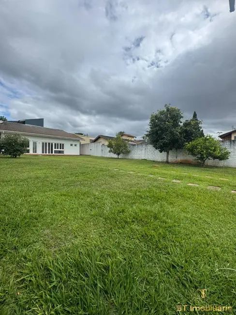 Casa com 2 quartos à venda, 800m2 em Vila Esperia ou Giglio, Atibaia - SP - imagem 2 Foto 2 de Casa com 2 quartos à venda, 800m2 em Vila Esperia ou Giglio, Atibaia - SP