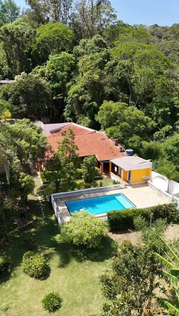 Chácara com 3 quartos à venda, 3000m2 em Mairipora - SP - imagem 1 Foto 1 de Chácara com 3 quartos à venda, 3000m2 em Mairipora - SP