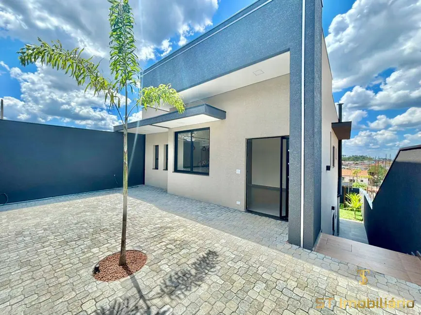 Foto 2 de Casa com 3 quartos à venda, 250m2 em Mairipora - SP