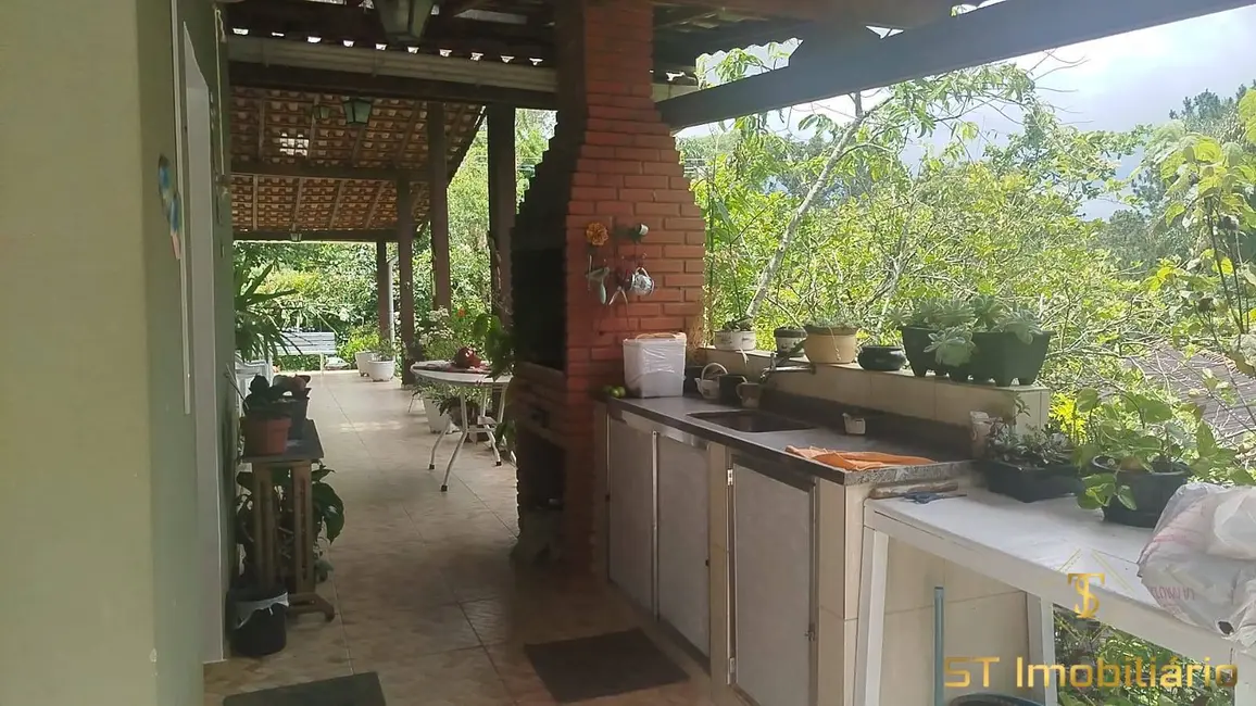 Chácara com 2 quartos à venda, 2070m2 em Mairipora - SP - imagem 4 Foto 4 de Chácara com 2 quartos à venda, 2070m2 em Mairipora - SP