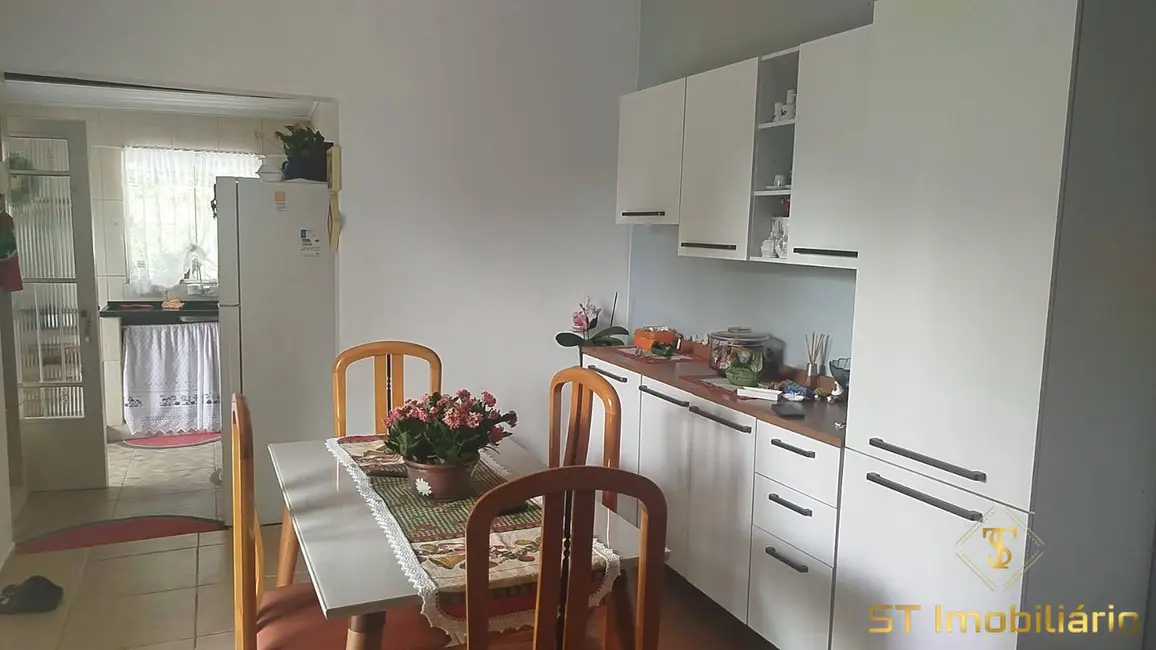 Chácara com 2 quartos à venda, 2070m2 em Mairipora - SP - imagem 8 Foto 8 de Chácara com 2 quartos à venda, 2070m2 em Mairipora - SP