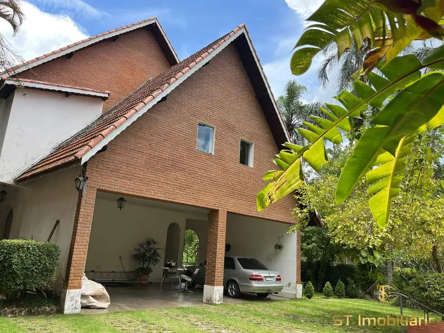 Chácara com 5 quartos para alugar, 1200m2 em Mairipora - SP - imagem 9 Foto 9 de Chácara com 5 quartos para alugar, 1200m2 em Mairipora - SP