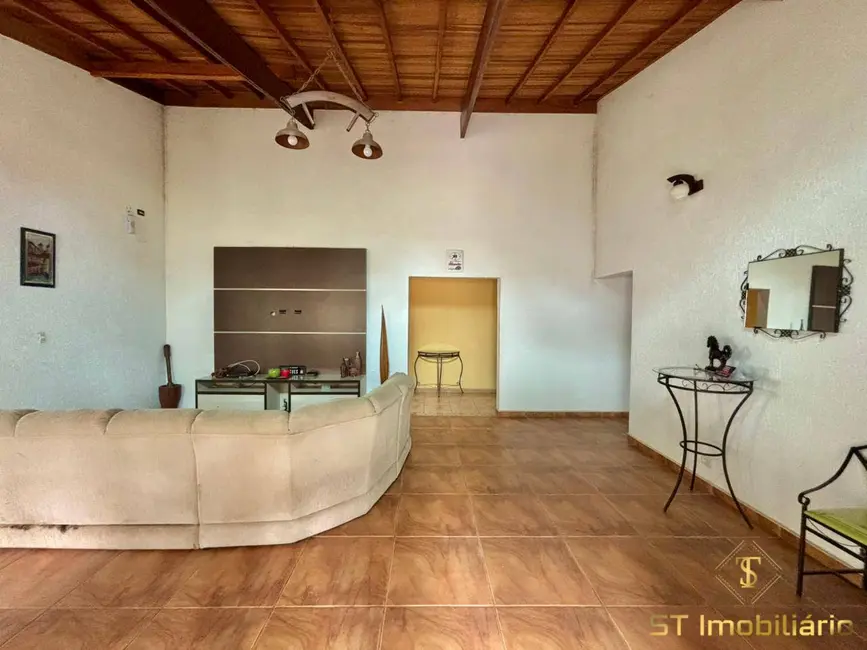 Foto 6 de Chácara com 4 quartos à venda, 1110m2 em Piracaia - SP