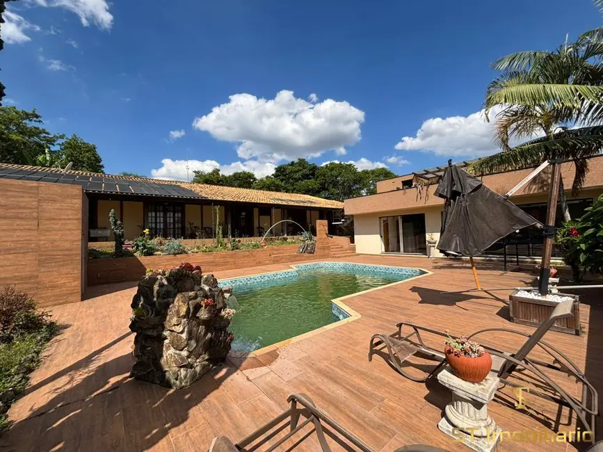 Foto 1 de Chácara com 5 quartos à venda, 1080m2 em Vila Dom Pedro, Atibaia - SP