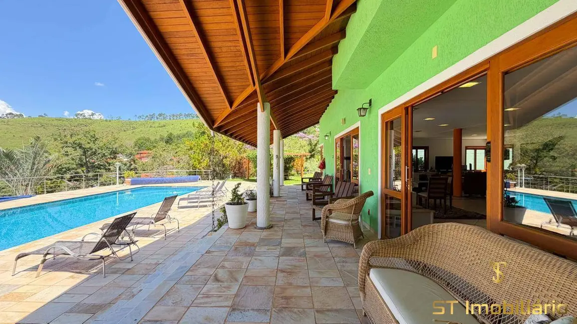 Chácara com 7 quartos à venda, 4326m2 em Piracaia - SP - imagem 6 Foto 6 de Chácara com 7 quartos à venda, 4326m2 em Piracaia - SP