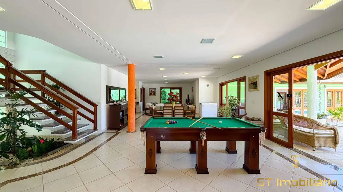 Chácara com 7 quartos à venda, 4326m2 em Piracaia - SP - imagem 7 Foto 7 de Chácara com 7 quartos à venda, 4326m2 em Piracaia - SP