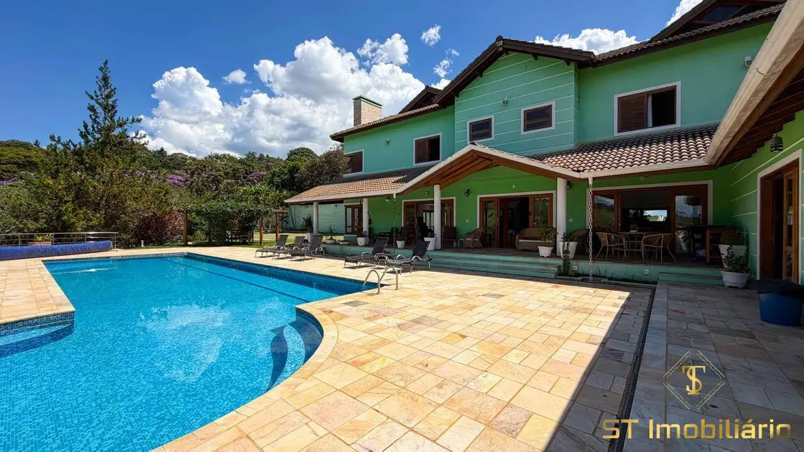 Chácara com 7 quartos à venda, 4326m2 em Piracaia - SP - imagem 3 Foto 3 de Chácara com 7 quartos à venda, 4326m2 em Piracaia - SP