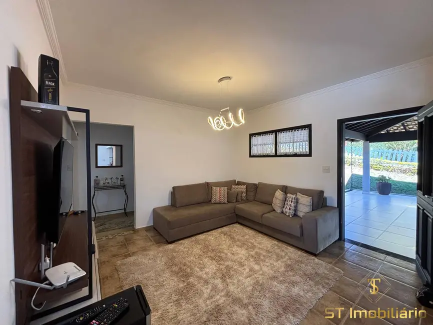 Foto 15 de Chácara à venda, 1000m2 em Piracaia - SP