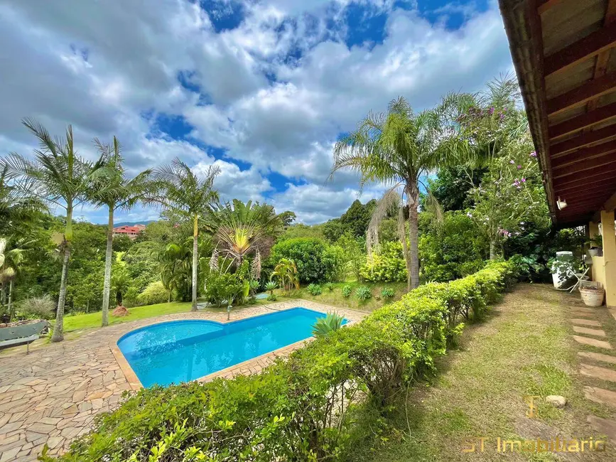 Foto 4 de Chácara com 3 quartos à venda, 2099m2 em Jardim Estância Brasil, Atibaia - SP