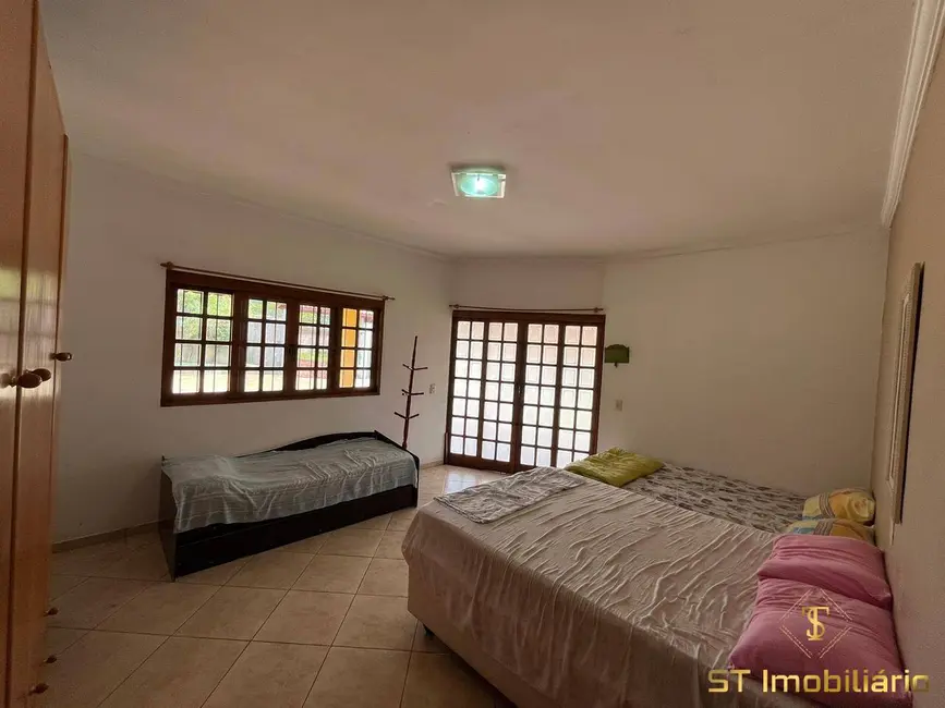 Foto 8 de Chácara com 3 quartos à venda, 2099m2 em Jardim Estância Brasil, Atibaia - SP